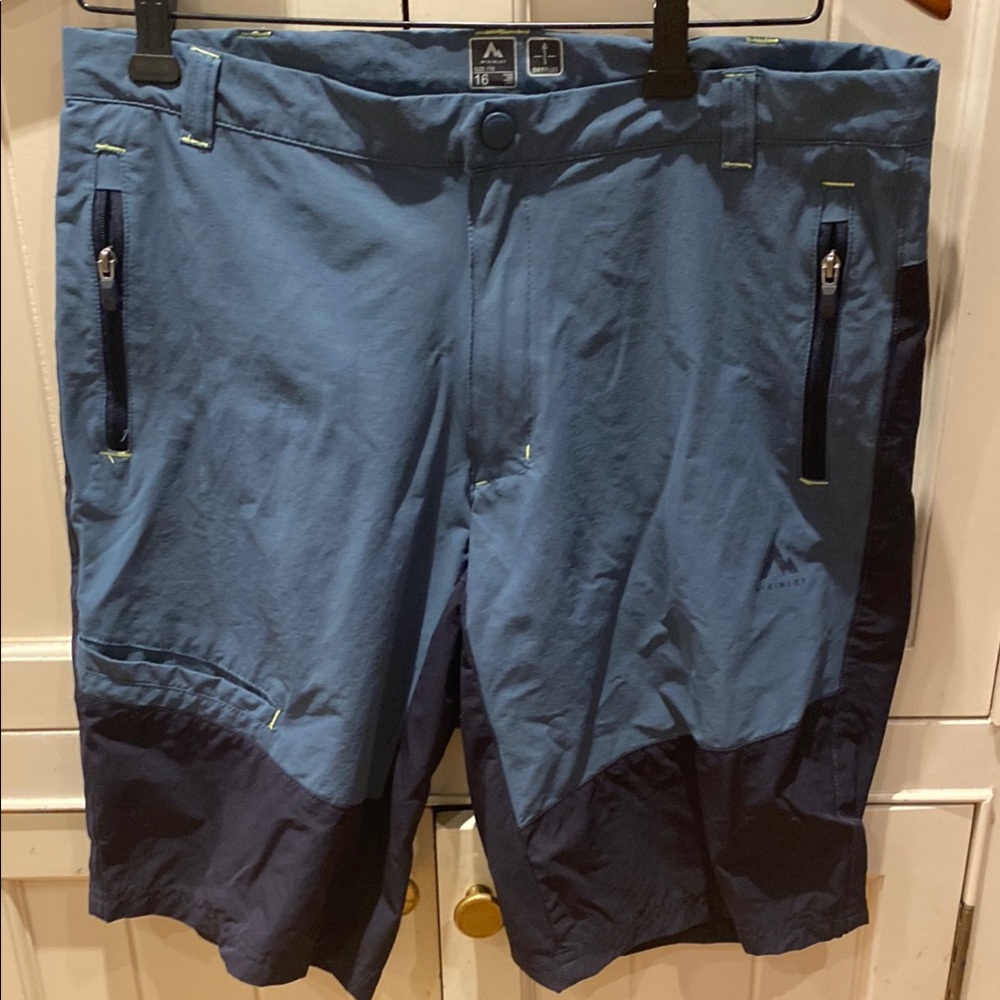 McKinley DRYPLUS Hiking Shorts -M